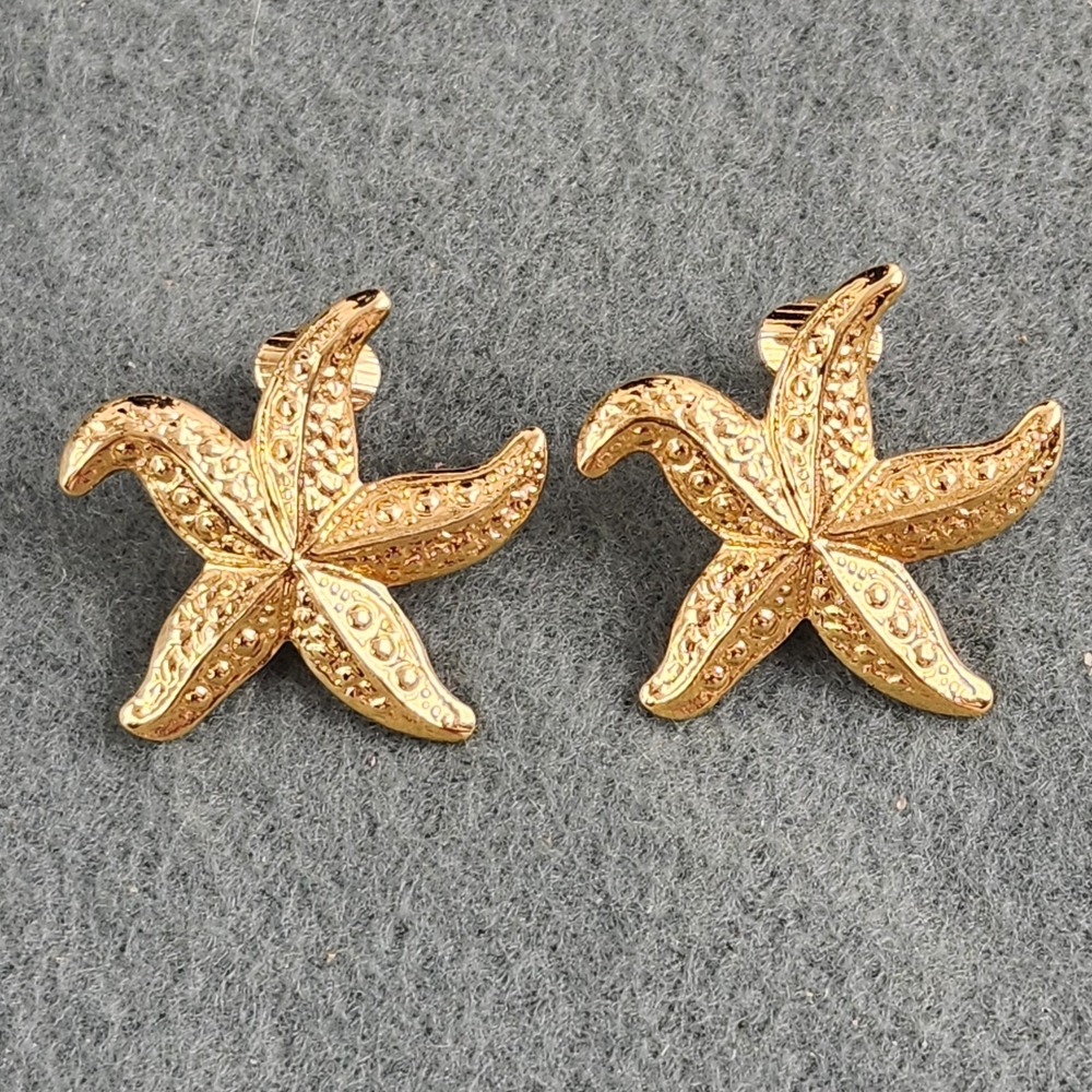 Vintage Avon Gold Starfish Earrings 1 Inch - Clip On